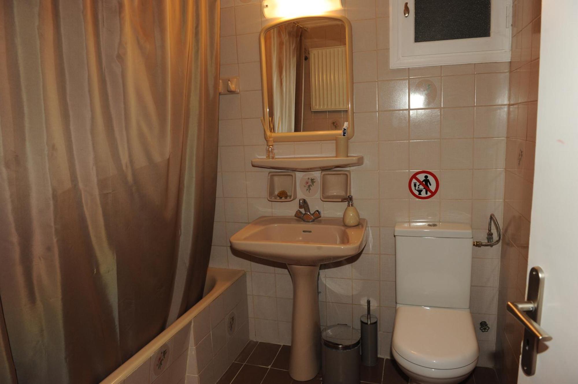 Delphic Moments - Sunny App 3Br, 2Ba With View Lägenhet Exteriör bild